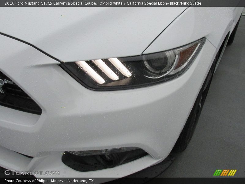 Oxford White / California Special Ebony Black/Miko Suede 2016 Ford Mustang GT/CS California Special Coupe