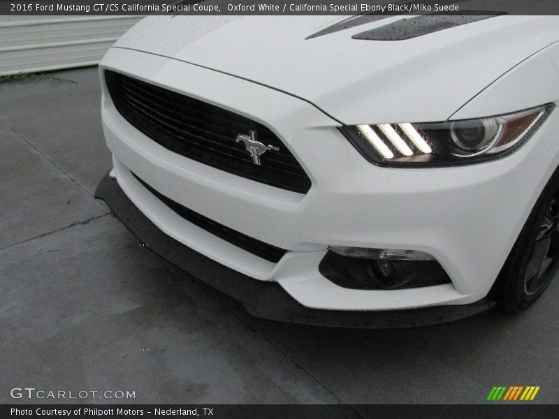 Oxford White / California Special Ebony Black/Miko Suede 2016 Ford Mustang GT/CS California Special Coupe