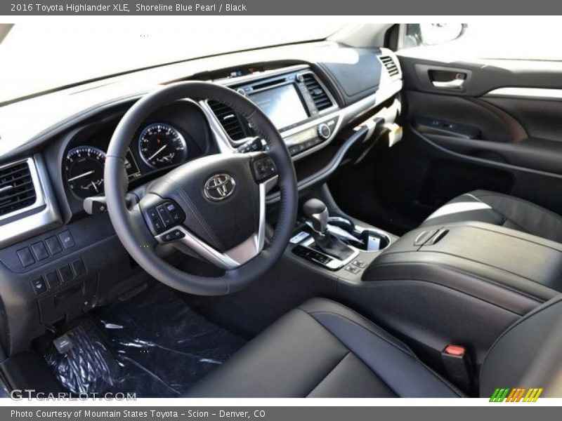 Shoreline Blue Pearl / Black 2016 Toyota Highlander XLE