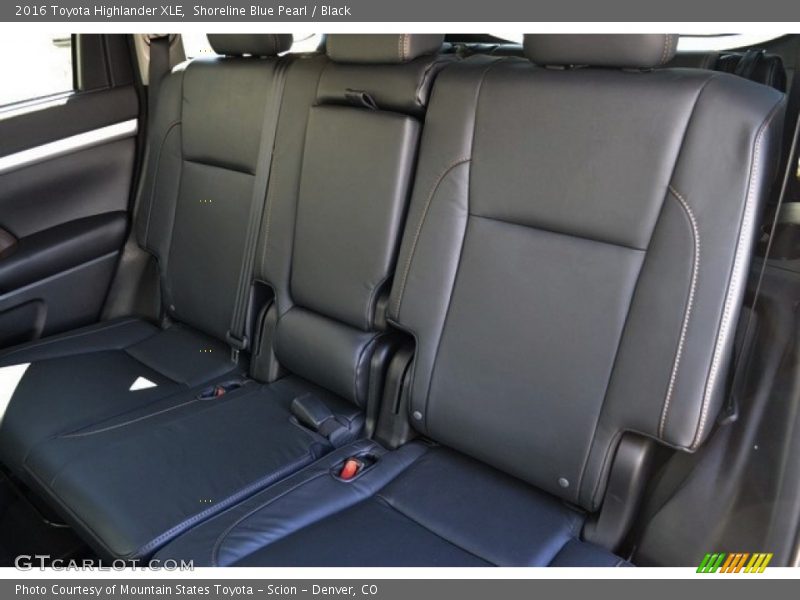 Shoreline Blue Pearl / Black 2016 Toyota Highlander XLE