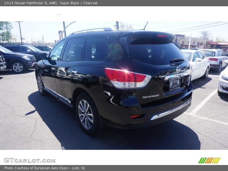 Super Black / Charcoal 2014 Nissan Pathfinder SL AWD