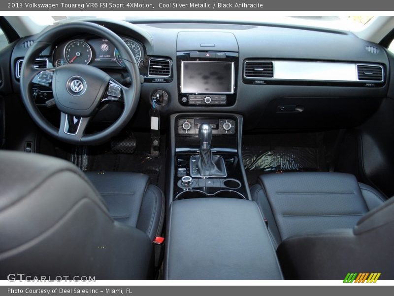 Cool Silver Metallic / Black Anthracite 2013 Volkswagen Touareg VR6 FSI Sport 4XMotion