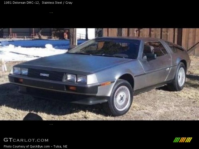 Front 3/4 View of 1981 DMC-12 