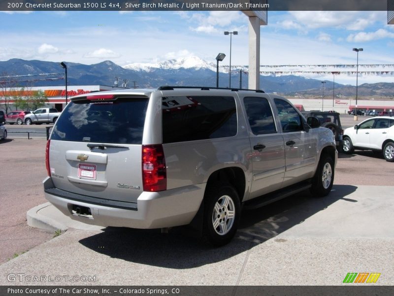 Silver Birch Metallic / Light Titanium/Dark Titanium 2007 Chevrolet Suburban 1500 LS 4x4