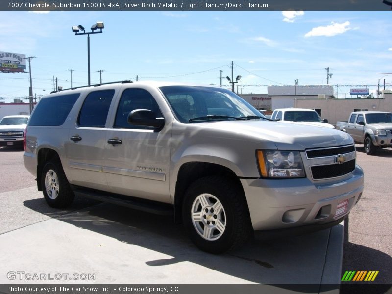 Silver Birch Metallic / Light Titanium/Dark Titanium 2007 Chevrolet Suburban 1500 LS 4x4