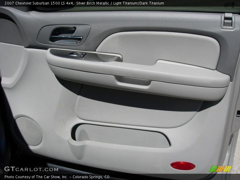 Silver Birch Metallic / Light Titanium/Dark Titanium 2007 Chevrolet Suburban 1500 LS 4x4