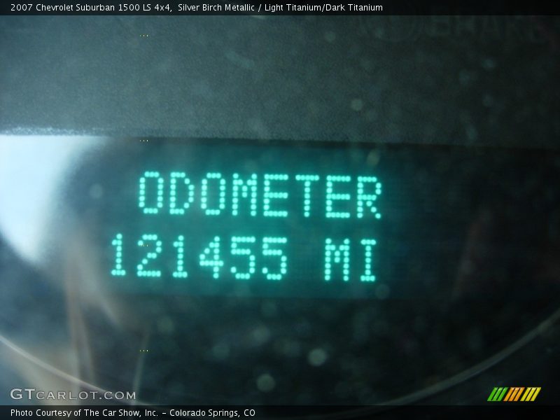 Silver Birch Metallic / Light Titanium/Dark Titanium 2007 Chevrolet Suburban 1500 LS 4x4