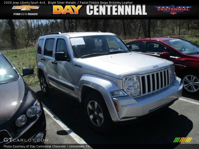 Bright Silver Metallic / Pastel Pebble Beige Mckinley Leather 2009 Jeep Liberty Sport 4x4