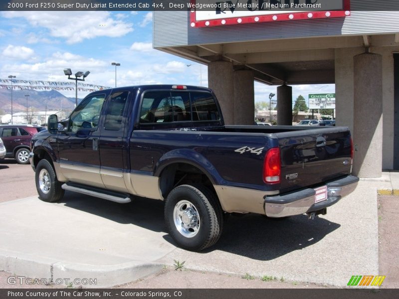 Deep Wedgewood Blue Metallic / Medium Parchment 2000 Ford F250 Super Duty Lariat Extended Cab 4x4