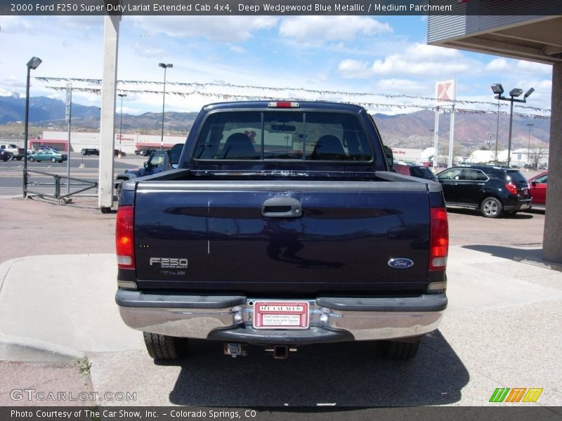 Deep Wedgewood Blue Metallic / Medium Parchment 2000 Ford F250 Super Duty Lariat Extended Cab 4x4