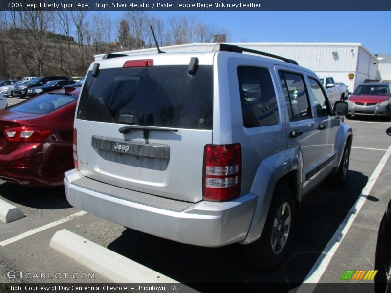 Bright Silver Metallic / Pastel Pebble Beige Mckinley Leather 2009 Jeep Liberty Sport 4x4