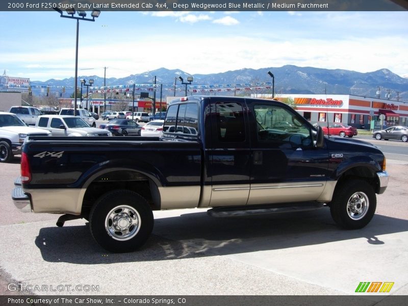 Deep Wedgewood Blue Metallic / Medium Parchment 2000 Ford F250 Super Duty Lariat Extended Cab 4x4