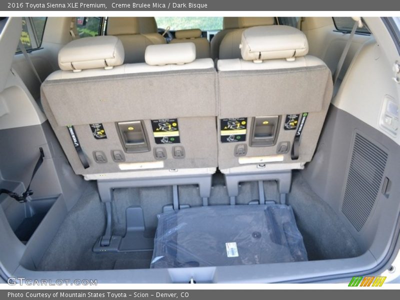 Creme Brulee Mica / Dark Bisque 2016 Toyota Sienna XLE Premium