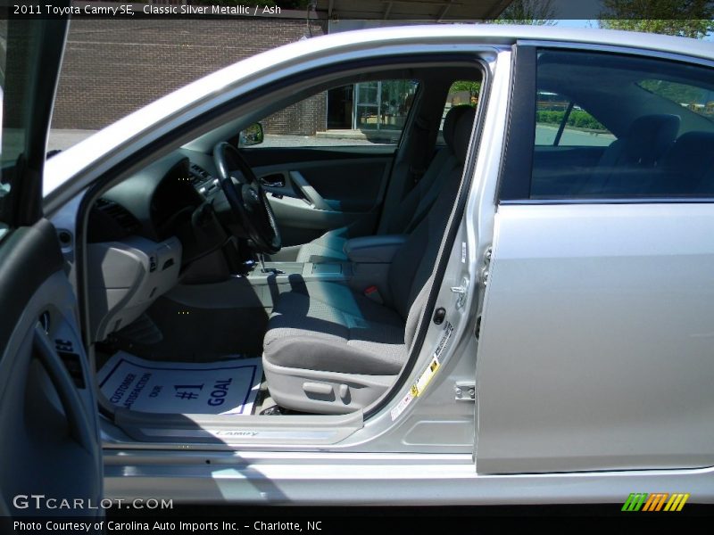 Classic Silver Metallic / Ash 2011 Toyota Camry SE