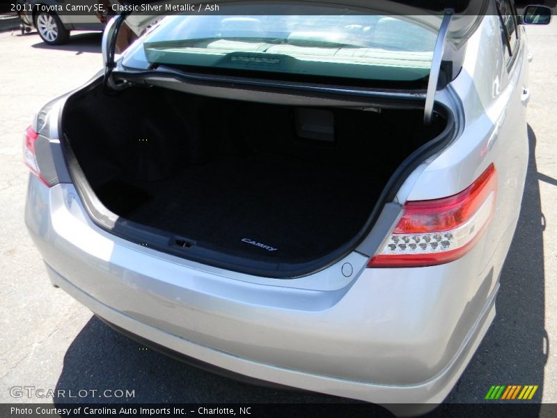 Classic Silver Metallic / Ash 2011 Toyota Camry SE