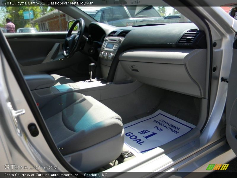 Classic Silver Metallic / Ash 2011 Toyota Camry SE