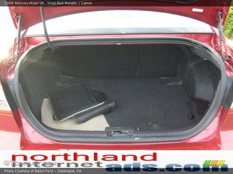 Vivid Red Metallic / Camel 2006 Mercury Milan V6