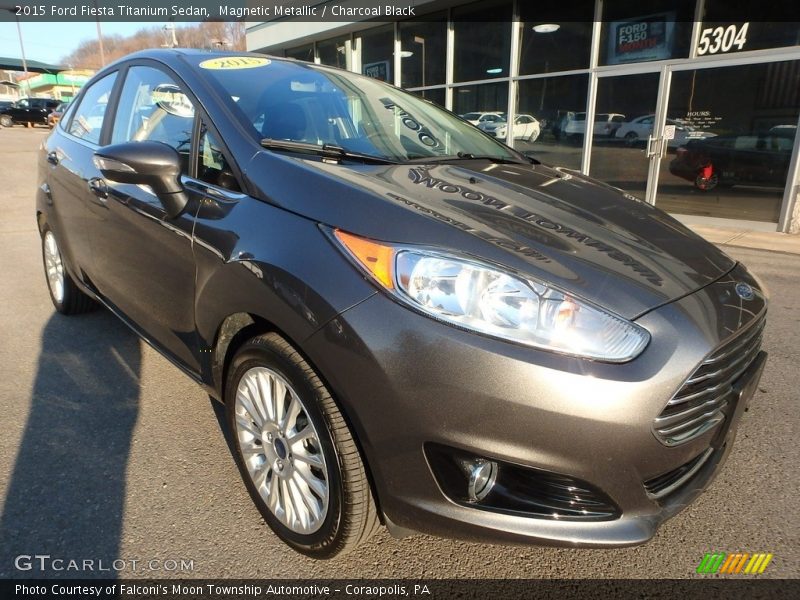 Magnetic Metallic / Charcoal Black 2015 Ford Fiesta Titanium Sedan
