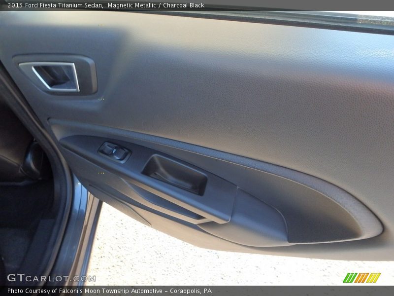 Magnetic Metallic / Charcoal Black 2015 Ford Fiesta Titanium Sedan