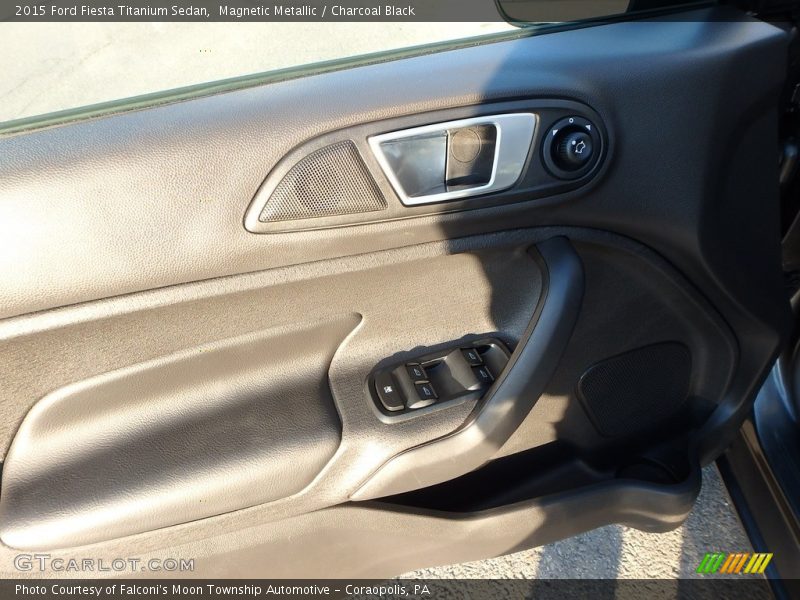 Magnetic Metallic / Charcoal Black 2015 Ford Fiesta Titanium Sedan
