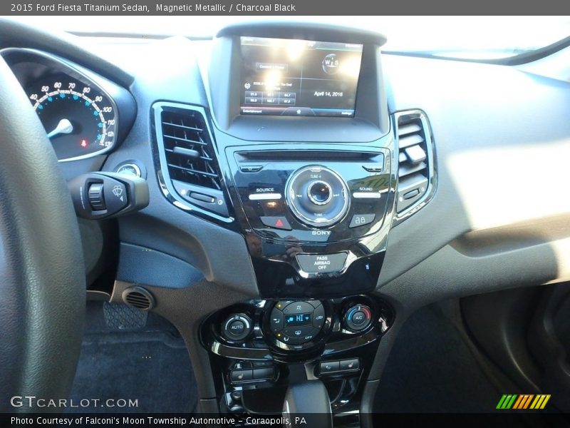 Magnetic Metallic / Charcoal Black 2015 Ford Fiesta Titanium Sedan