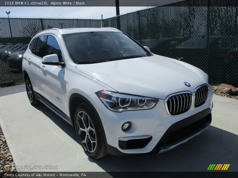 Alpine White / Black 2016 BMW X1 xDrive28i