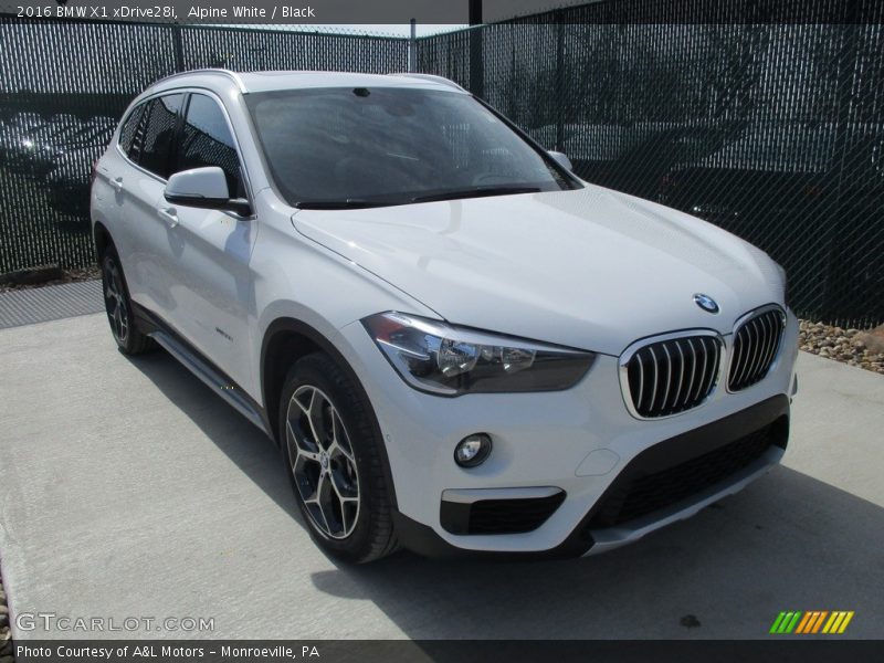 Alpine White / Black 2016 BMW X1 xDrive28i