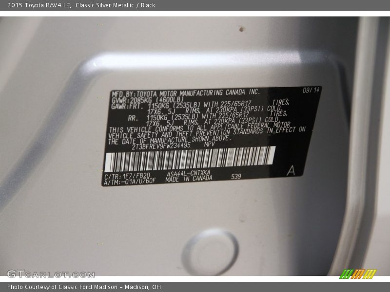 Classic Silver Metallic / Black 2015 Toyota RAV4 LE
