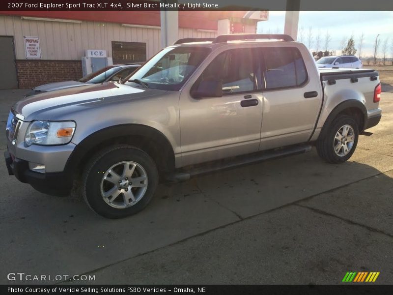 Silver Birch Metallic / Light Stone 2007 Ford Explorer Sport Trac XLT 4x4