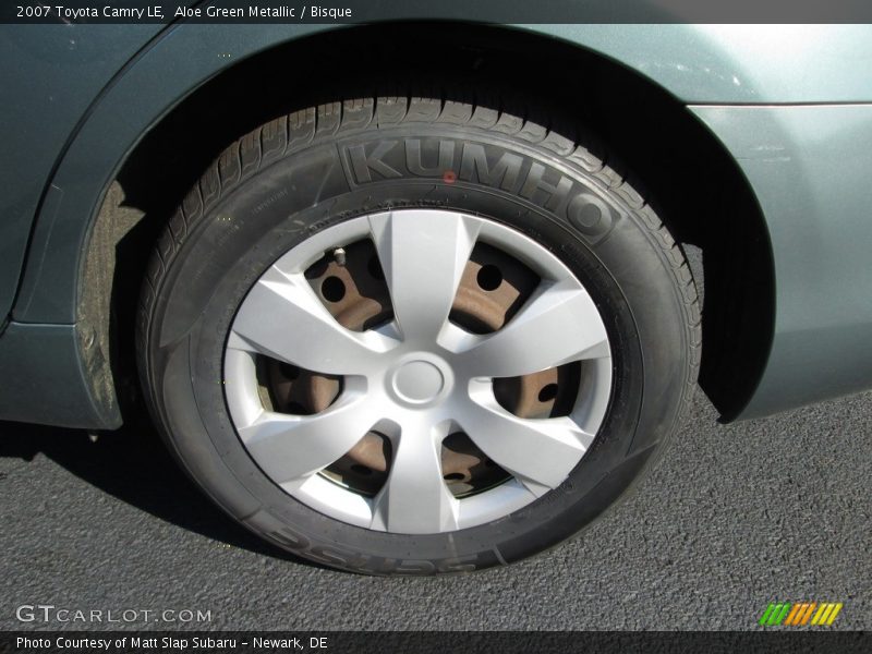 Aloe Green Metallic / Bisque 2007 Toyota Camry LE