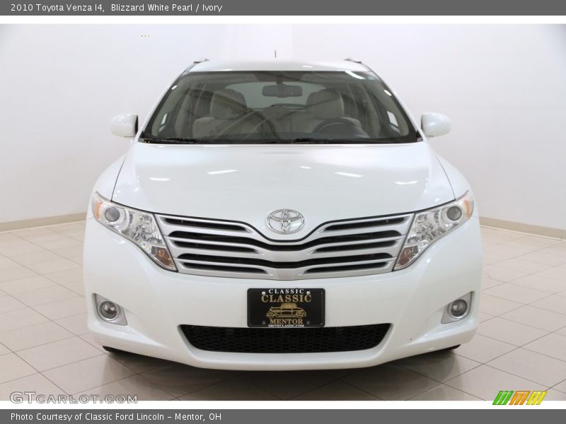 Blizzard White Pearl / Ivory 2010 Toyota Venza I4