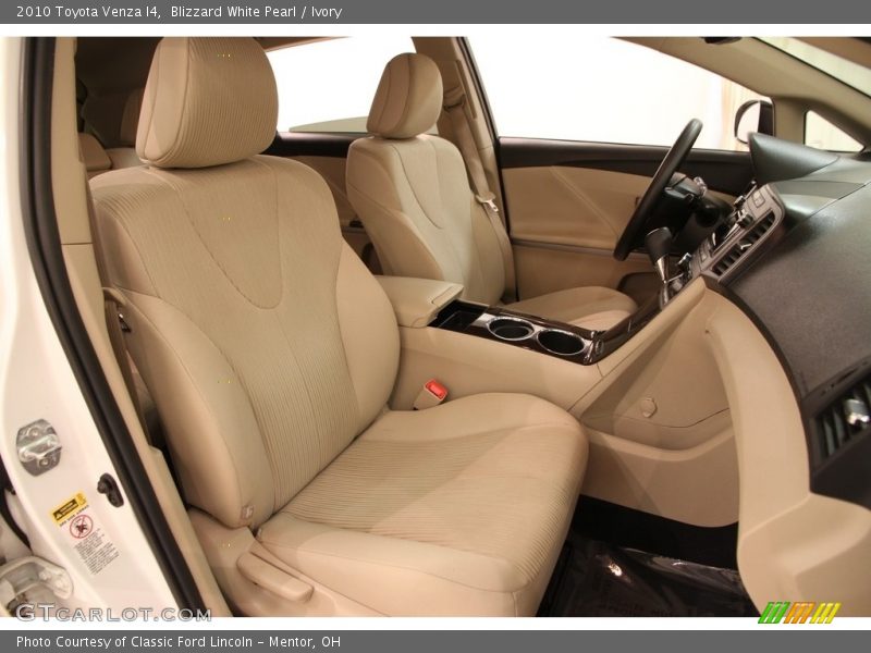 Blizzard White Pearl / Ivory 2010 Toyota Venza I4