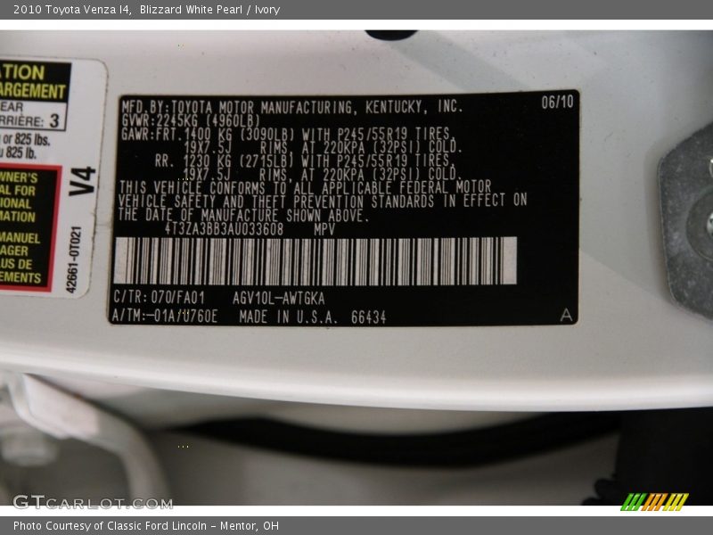 Blizzard White Pearl / Ivory 2010 Toyota Venza I4