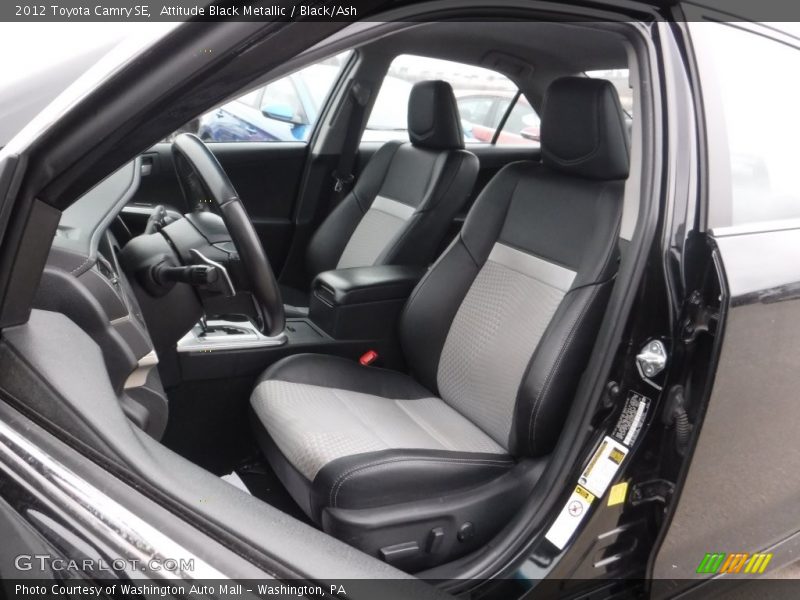 Attitude Black Metallic / Black/Ash 2012 Toyota Camry SE