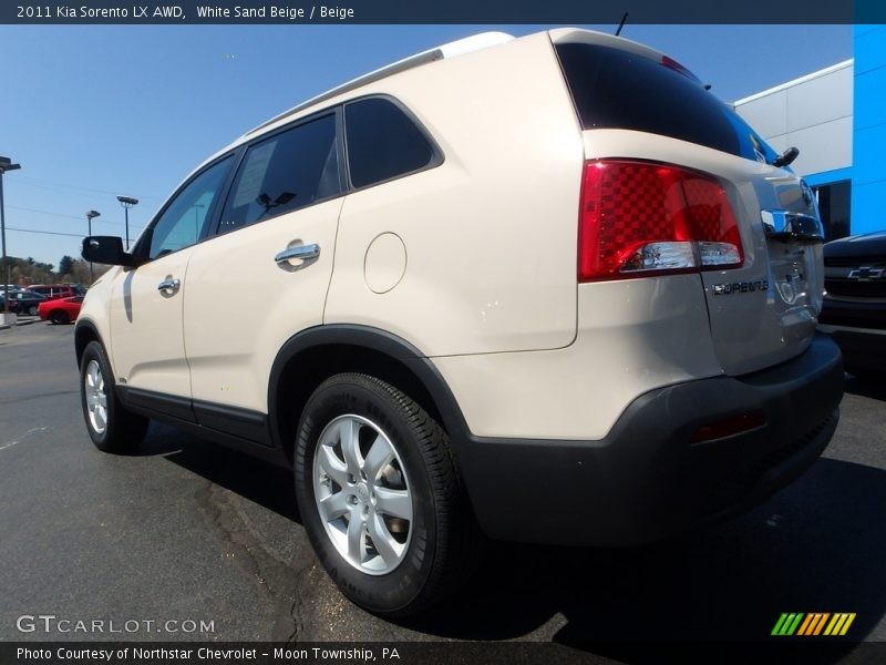 White Sand Beige / Beige 2011 Kia Sorento LX AWD