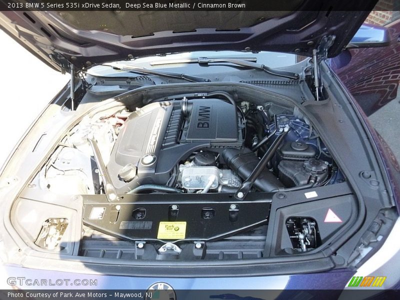 Deep Sea Blue Metallic / Cinnamon Brown 2013 BMW 5 Series 535i xDrive Sedan