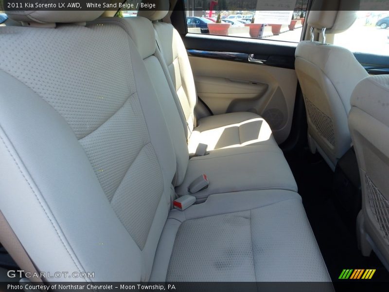 White Sand Beige / Beige 2011 Kia Sorento LX AWD