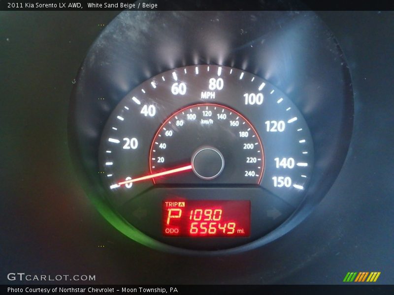 White Sand Beige / Beige 2011 Kia Sorento LX AWD