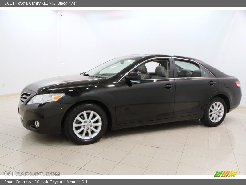 Black / Ash 2011 Toyota Camry XLE V6