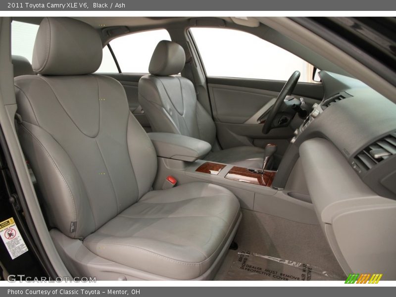 Black / Ash 2011 Toyota Camry XLE V6