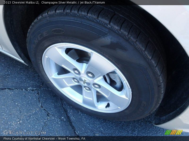 Champagne Silver Metallic / Jet Black/Titanium 2013 Chevrolet Malibu LS