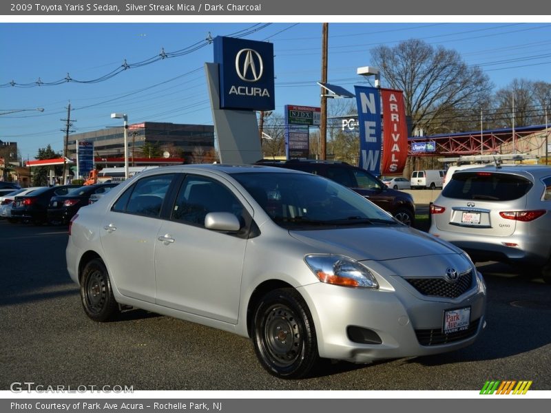 Silver Streak Mica / Dark Charcoal 2009 Toyota Yaris S Sedan