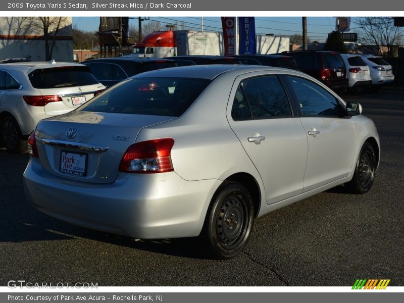 Silver Streak Mica / Dark Charcoal 2009 Toyota Yaris S Sedan