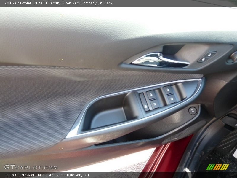 Siren Red Tintcoat / Jet Black 2016 Chevrolet Cruze LT Sedan