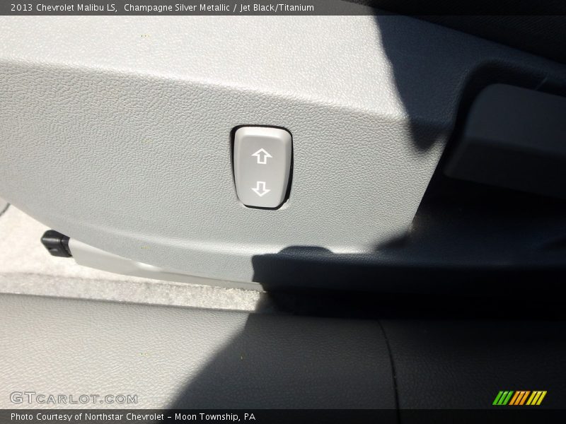 Champagne Silver Metallic / Jet Black/Titanium 2013 Chevrolet Malibu LS