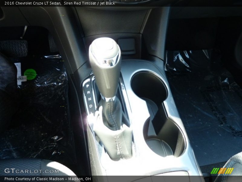 Siren Red Tintcoat / Jet Black 2016 Chevrolet Cruze LT Sedan