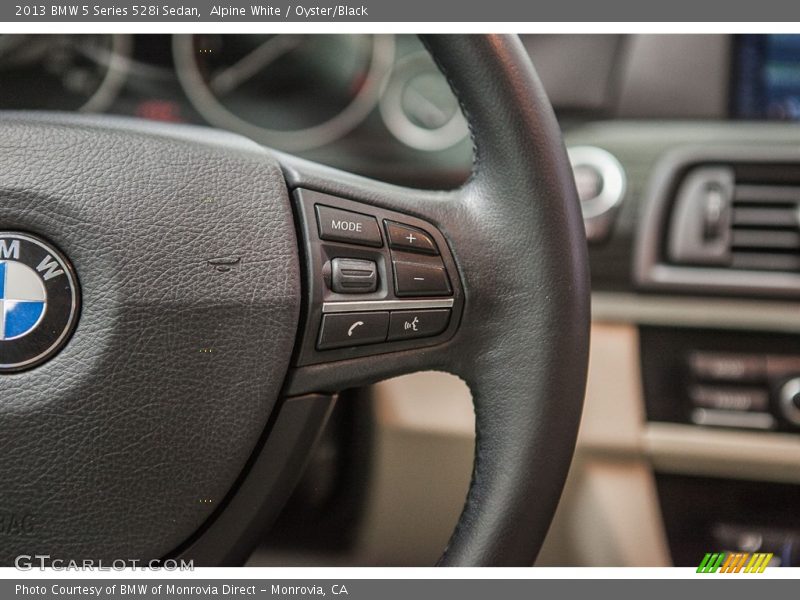 Alpine White / Oyster/Black 2013 BMW 5 Series 528i Sedan