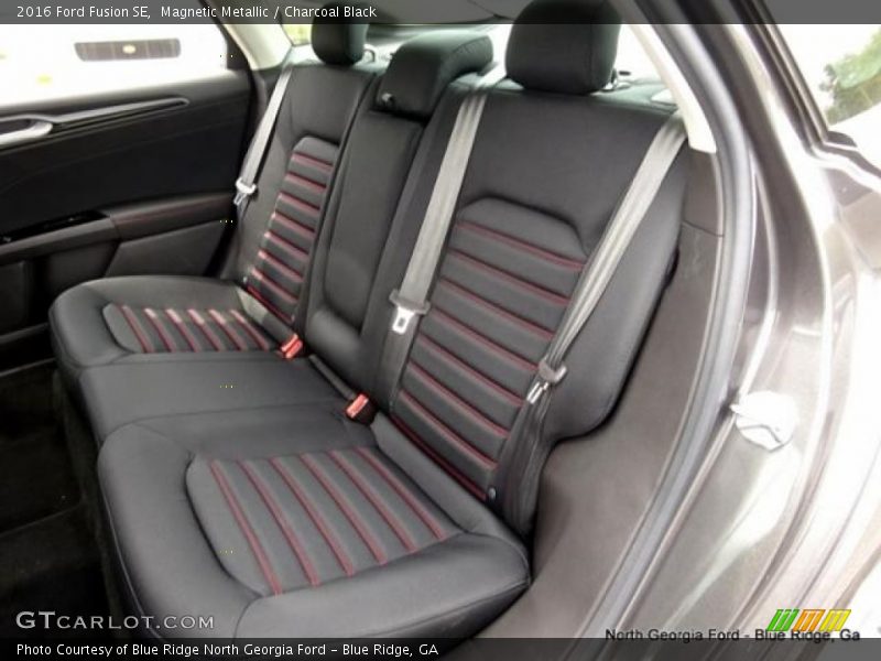 Magnetic Metallic / Charcoal Black 2016 Ford Fusion SE