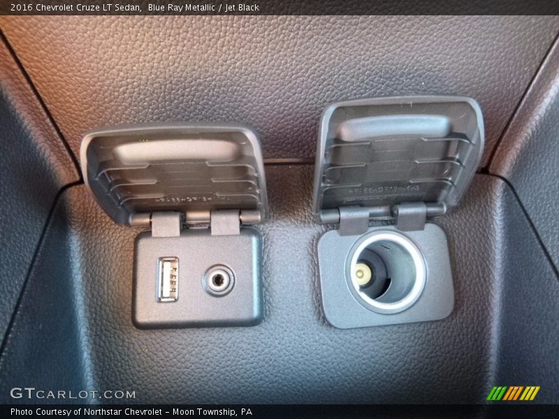 Blue Ray Metallic / Jet Black 2016 Chevrolet Cruze LT Sedan