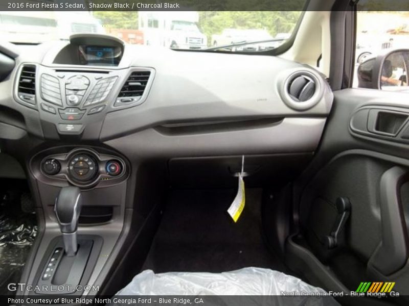 Shadow Black / Charcoal Black 2016 Ford Fiesta S Sedan